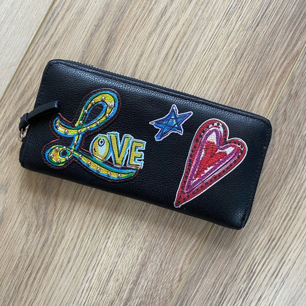 Brighton wallet